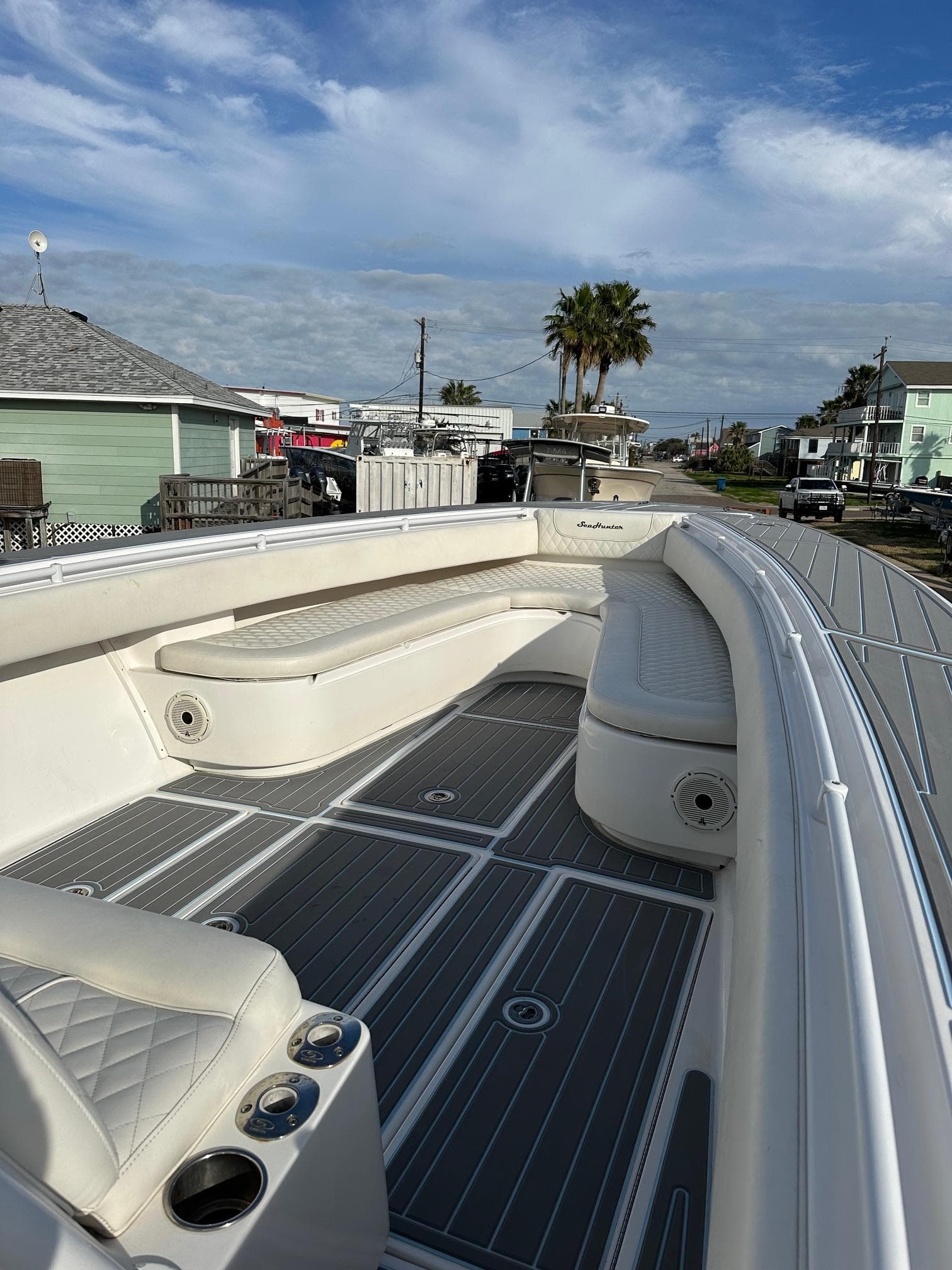 Thumbnail 11 - detail