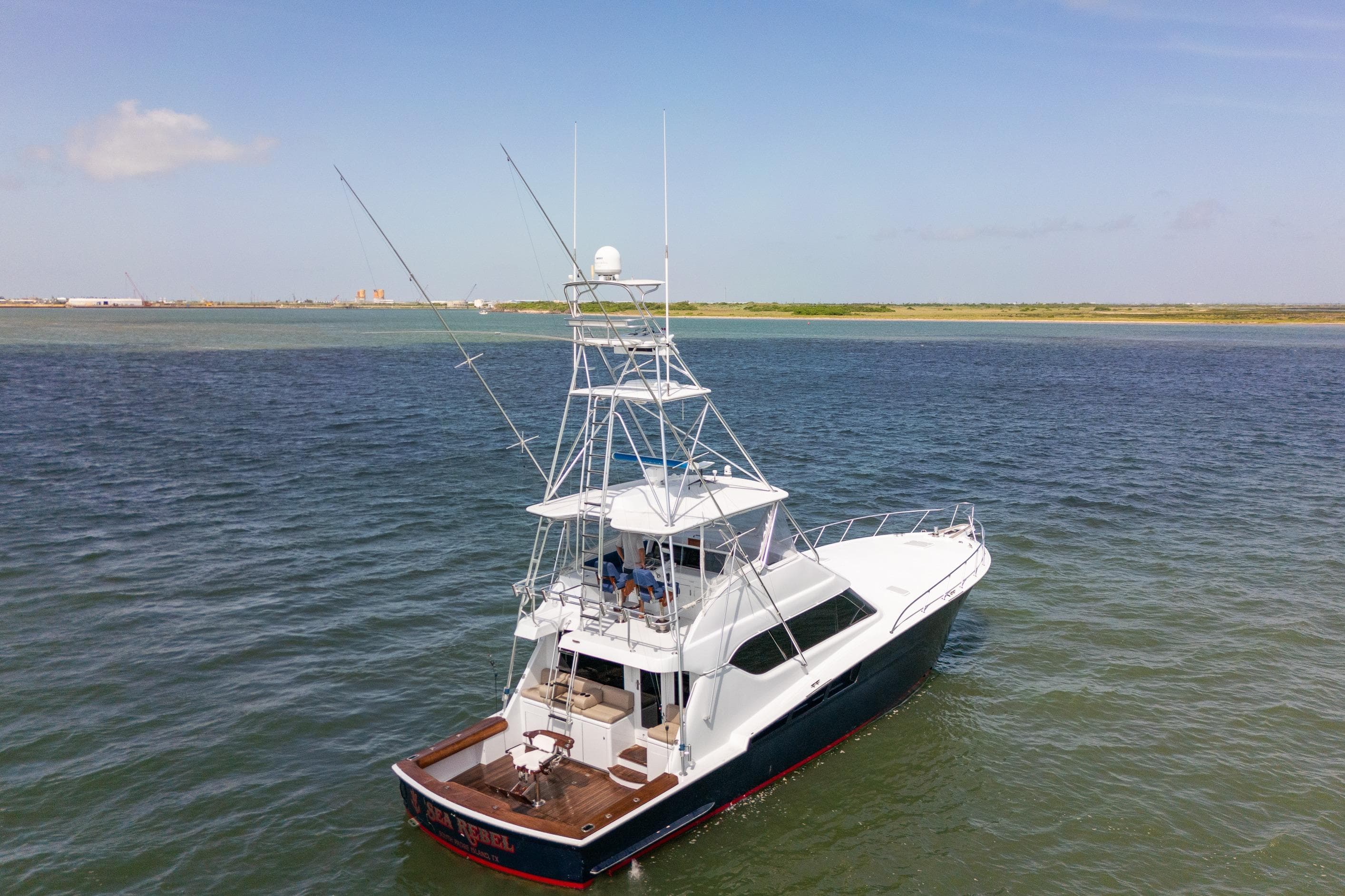 2003 Hatteras 60 Convertible - image 1