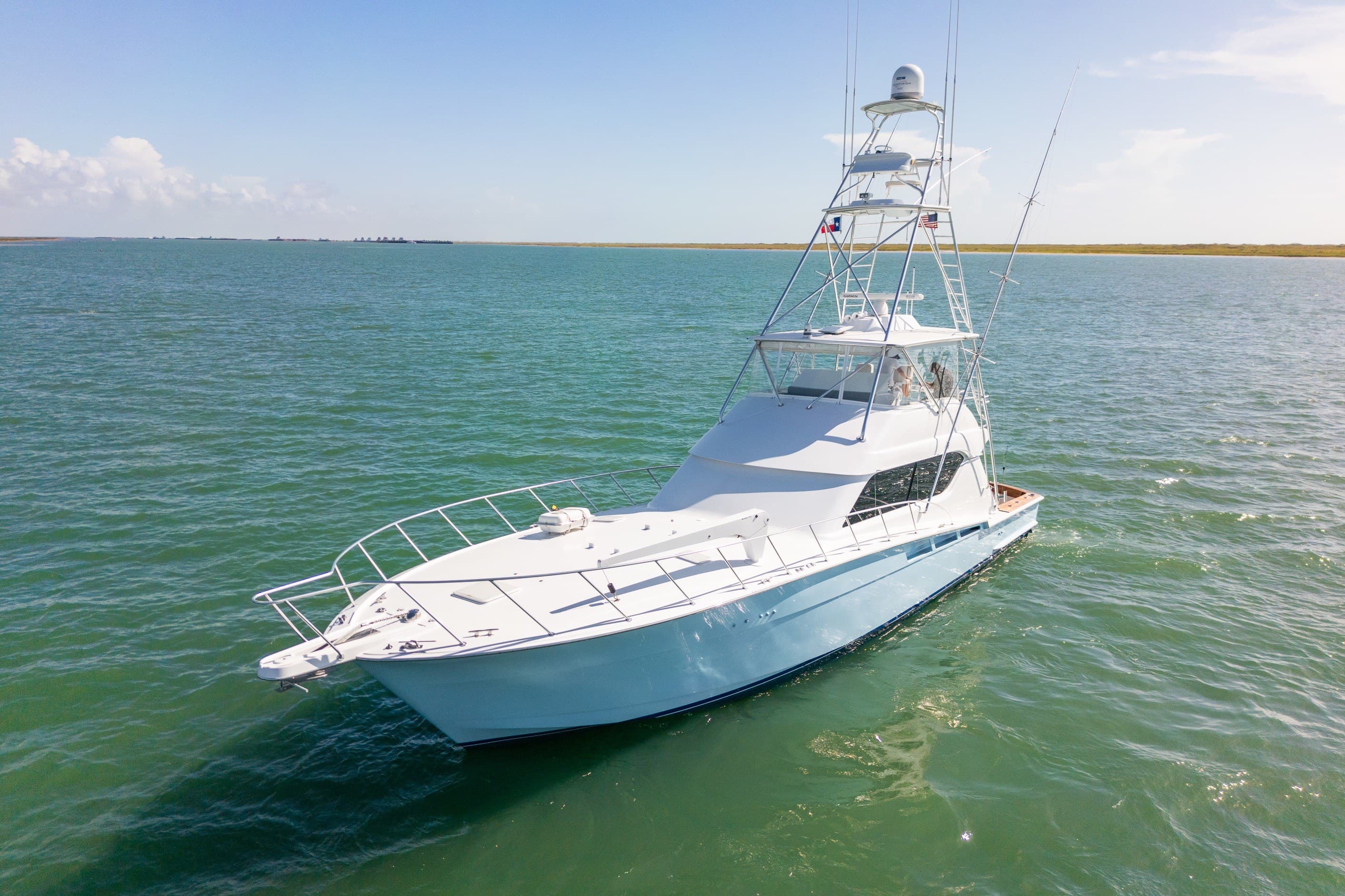 2005 Hatteras 60 Convertible - image 1