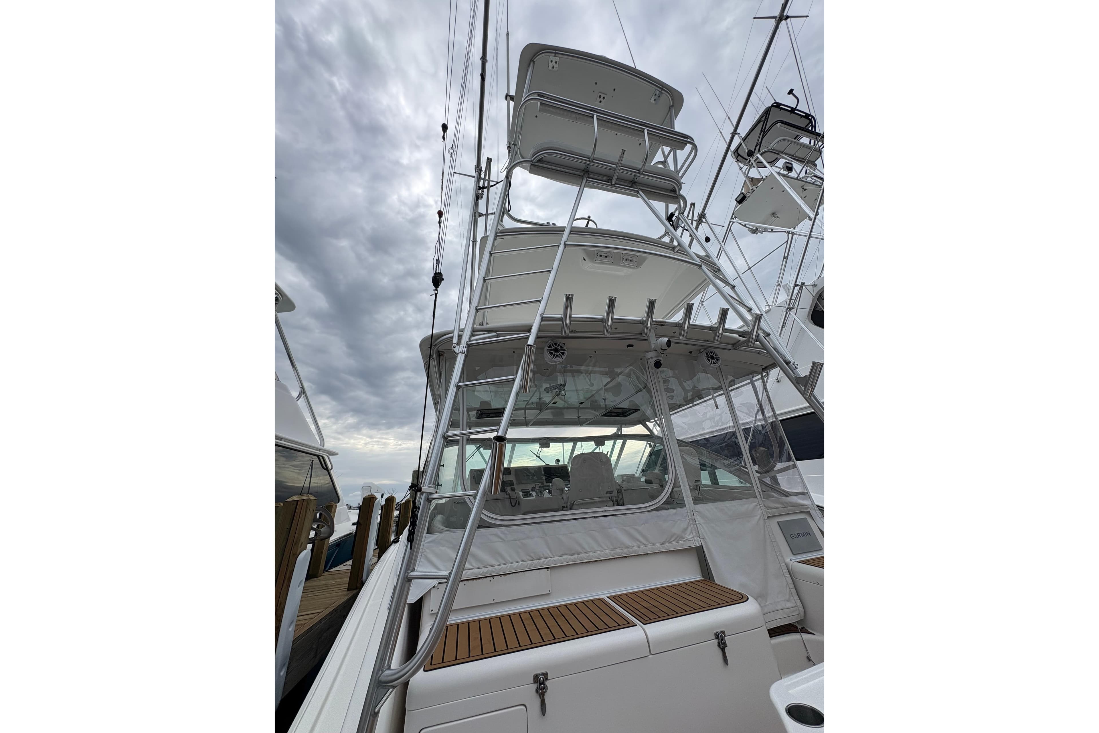 Thumbnail 6 - interior