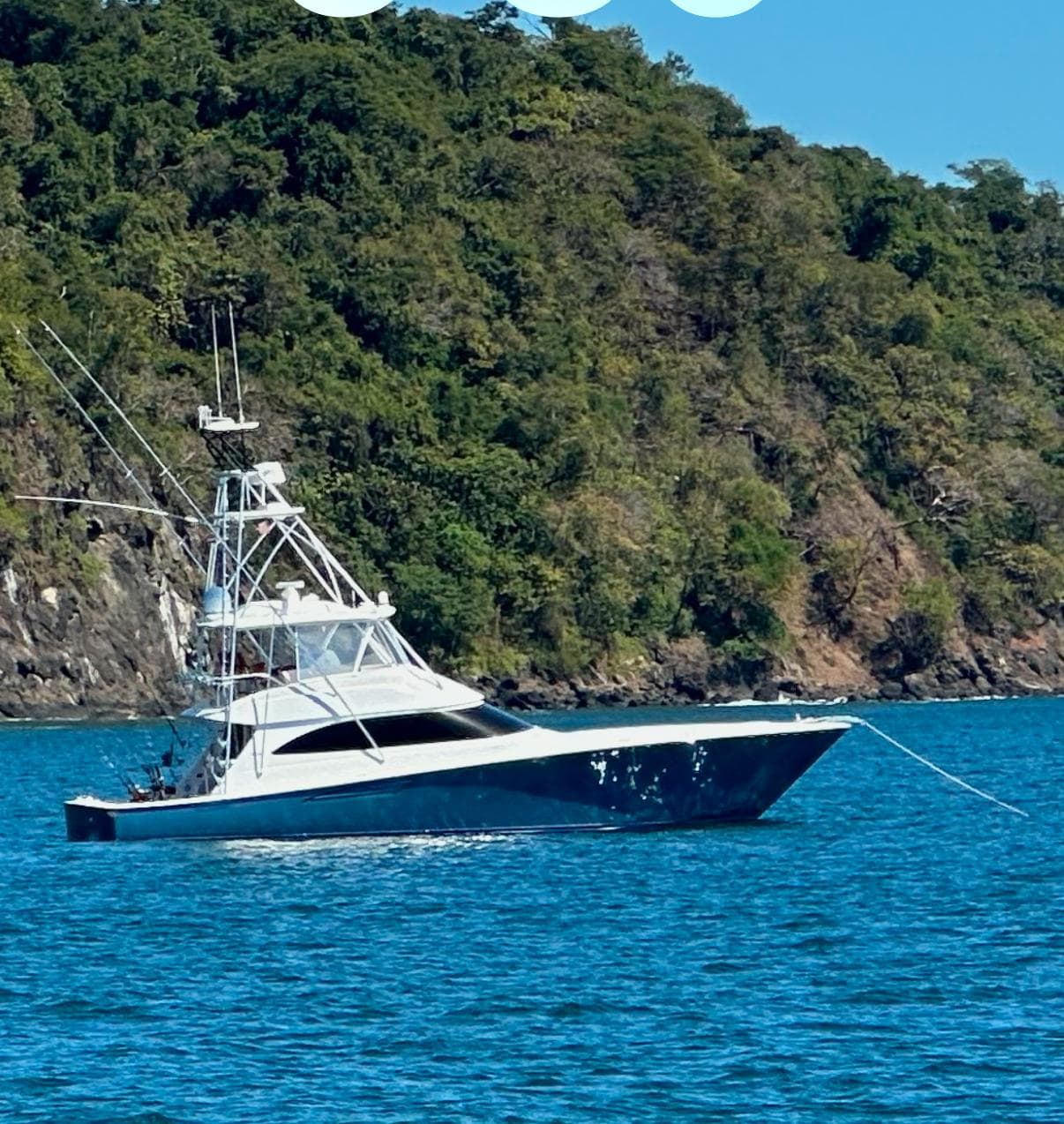 2016 Viking 62 Convertible - image 1