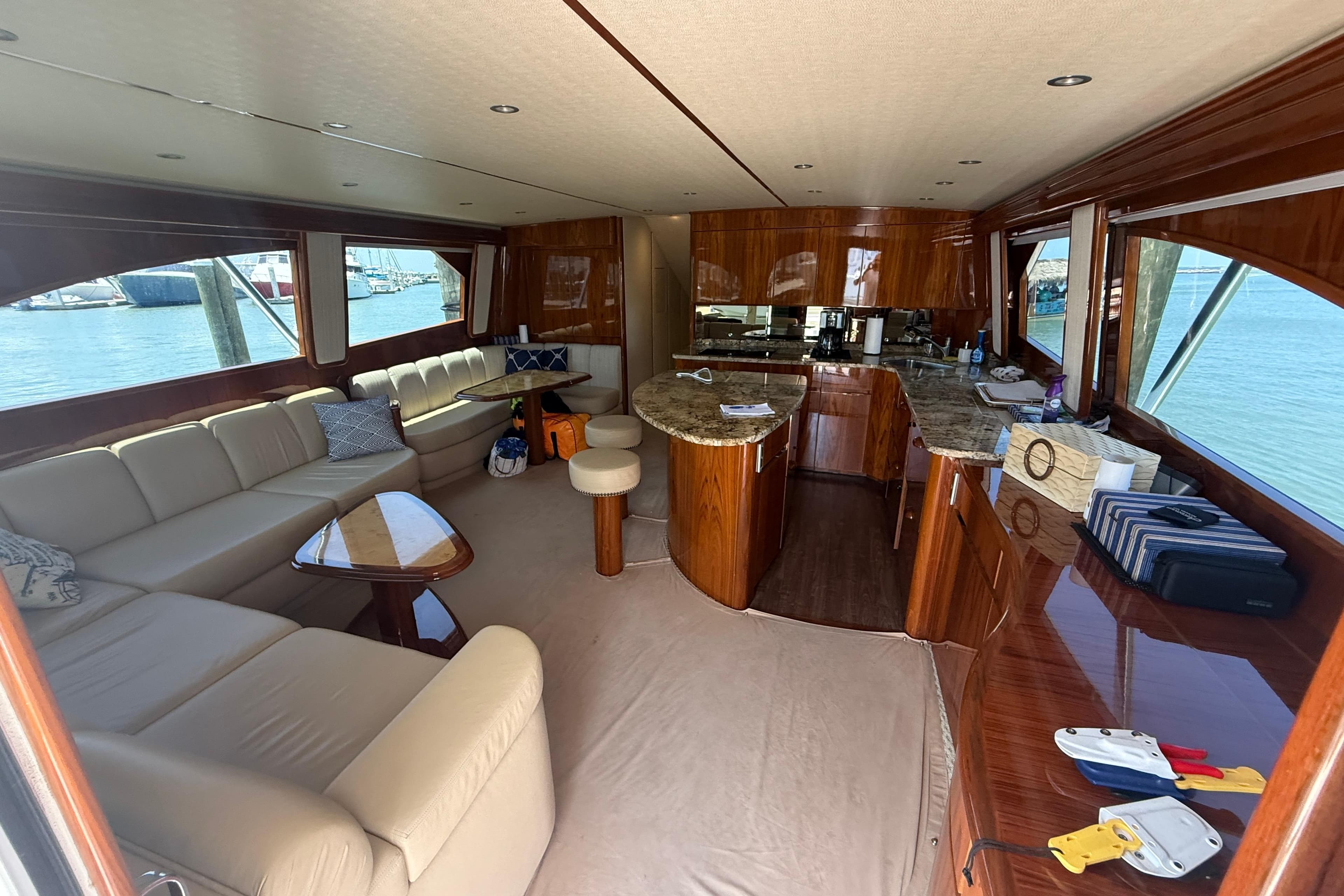 Thumbnail 5 - interior