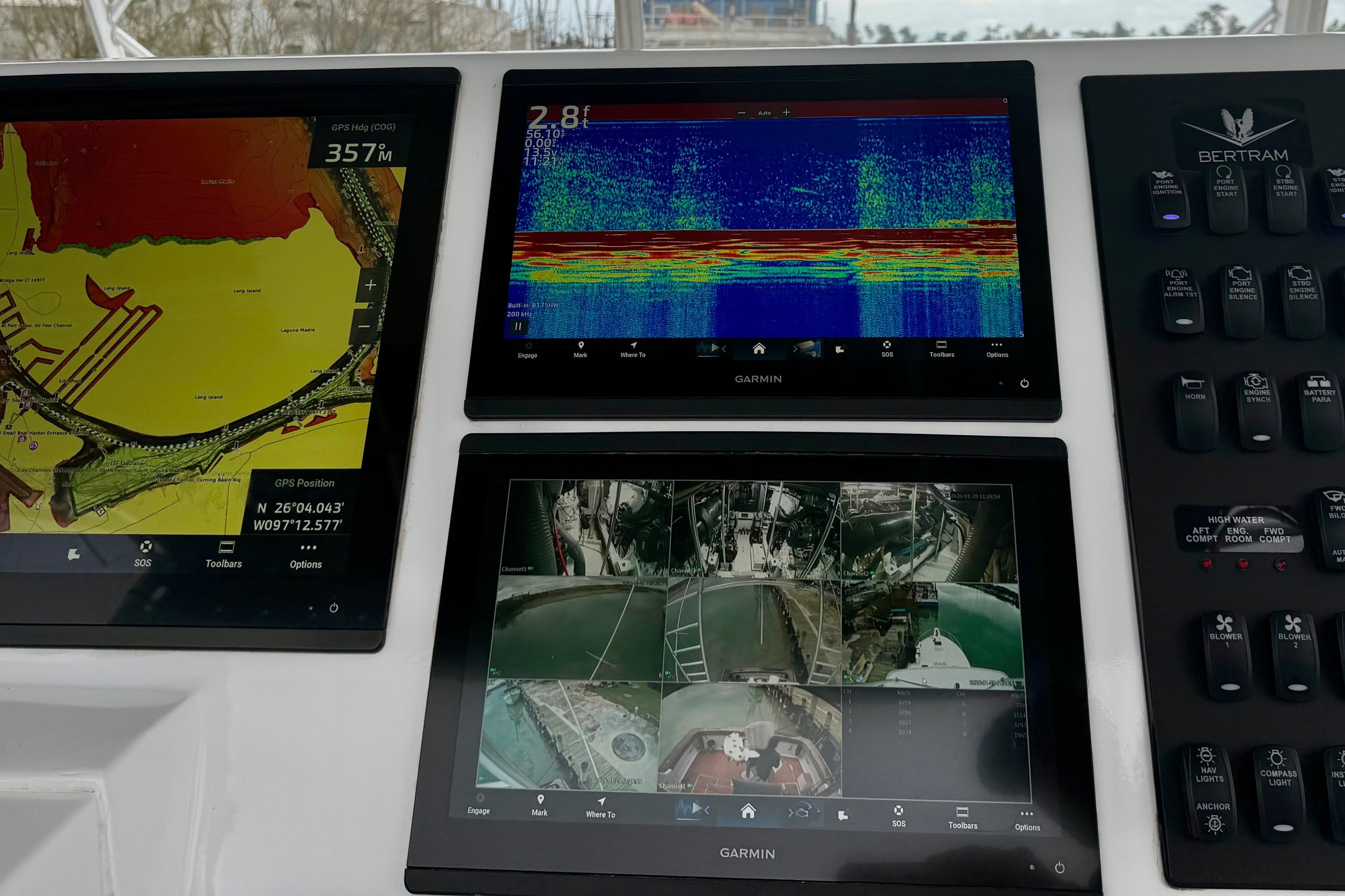 Thumbnail 12 - detail