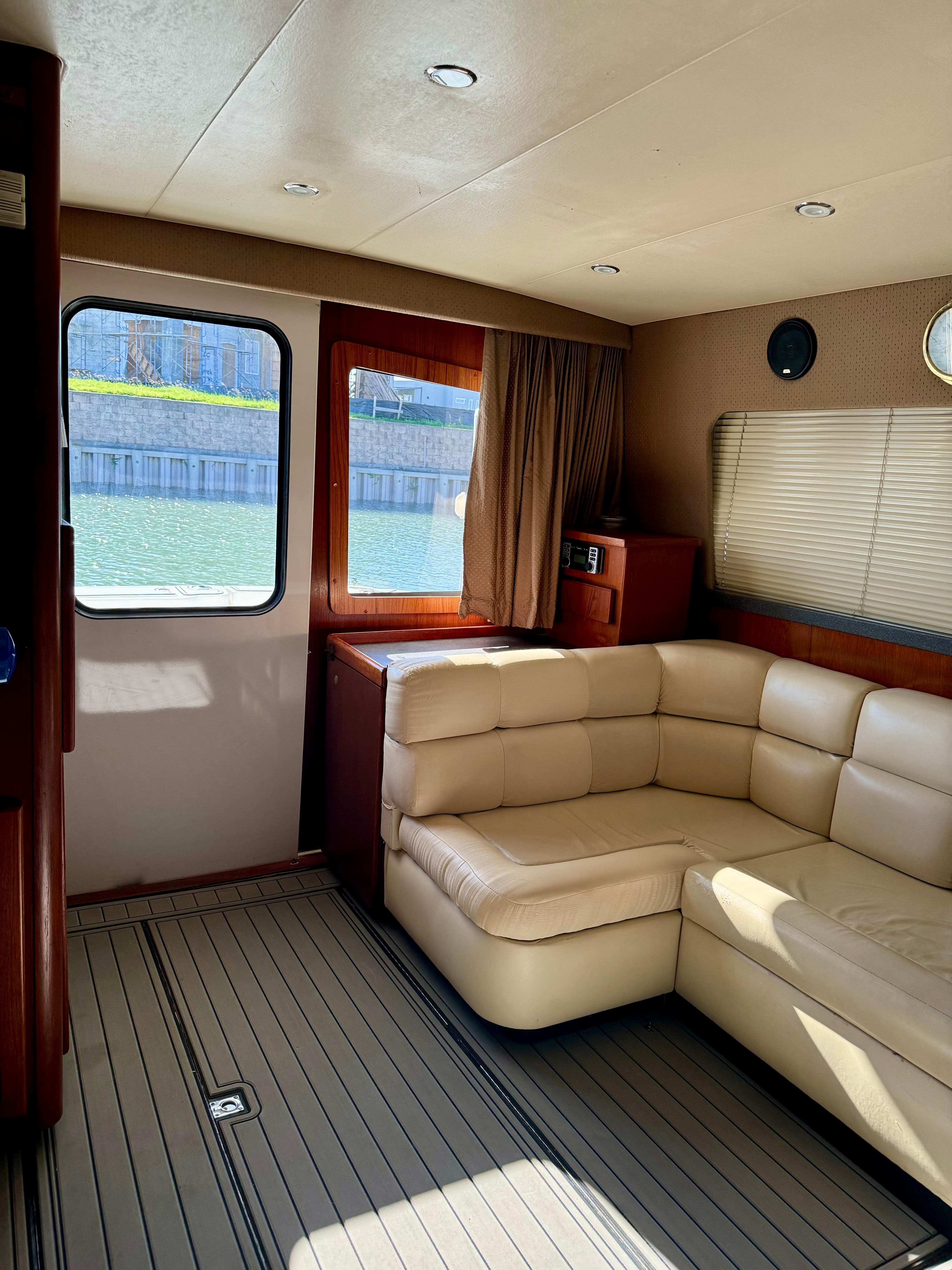 Thumbnail 7 - detail