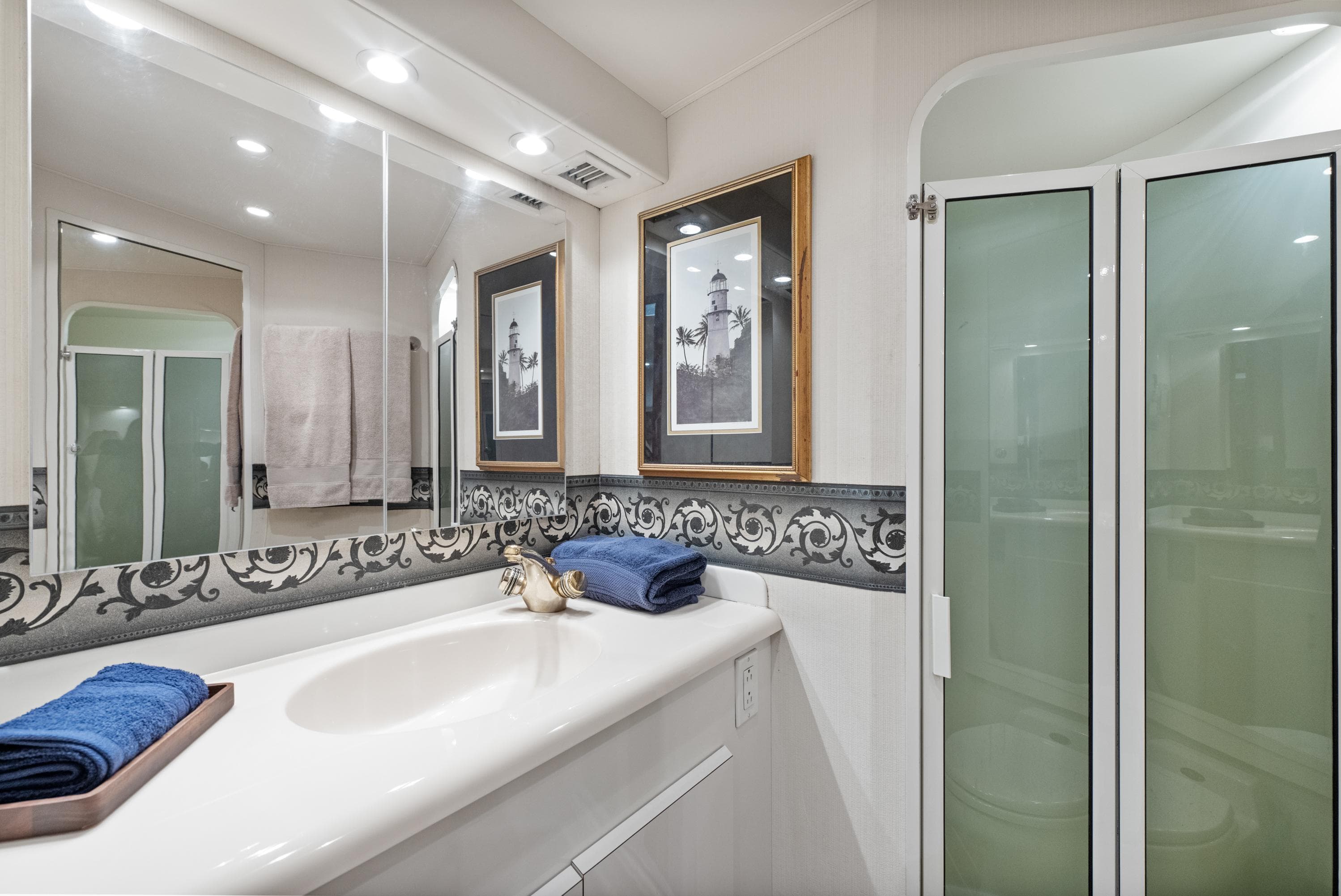 Thumbnail 28 - detail