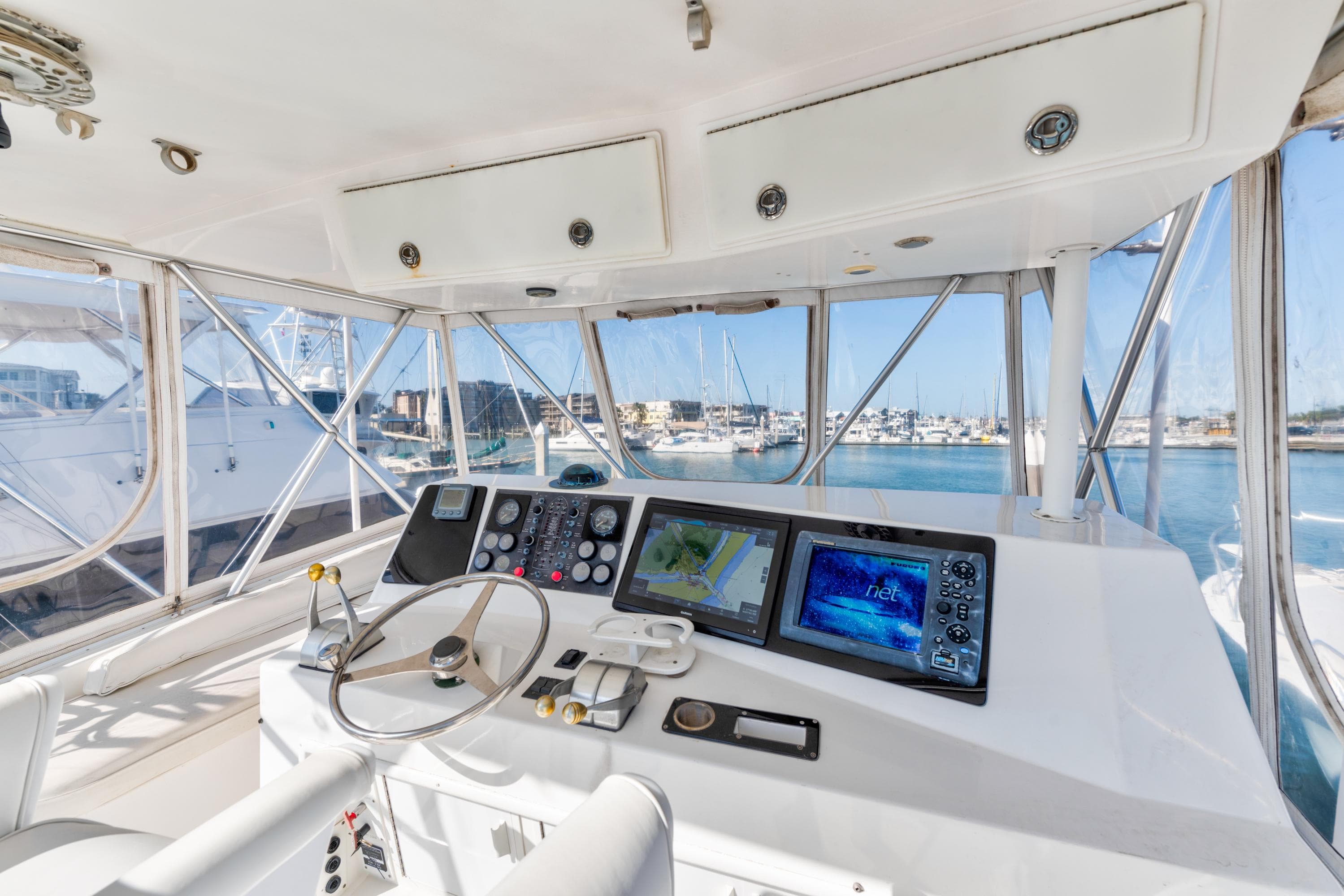 Thumbnail 6 - interior