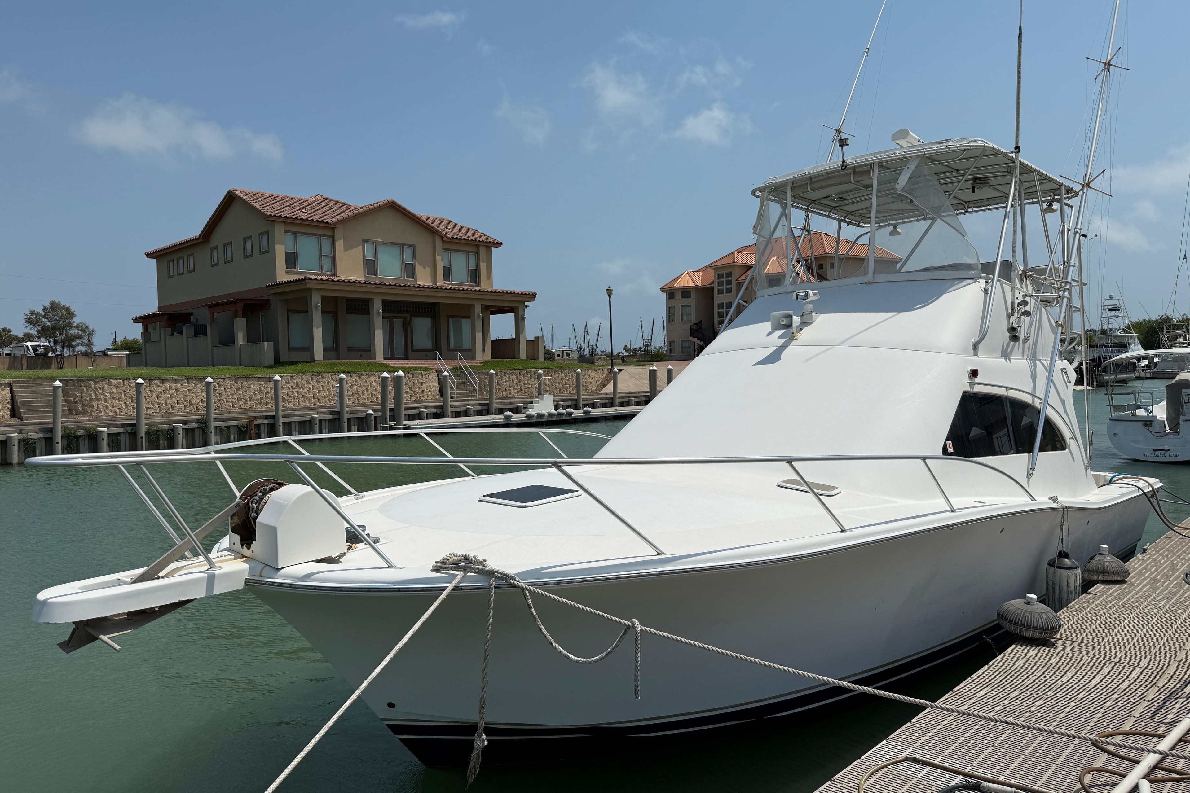 2004 Luhrs 36 Convertible - image 1