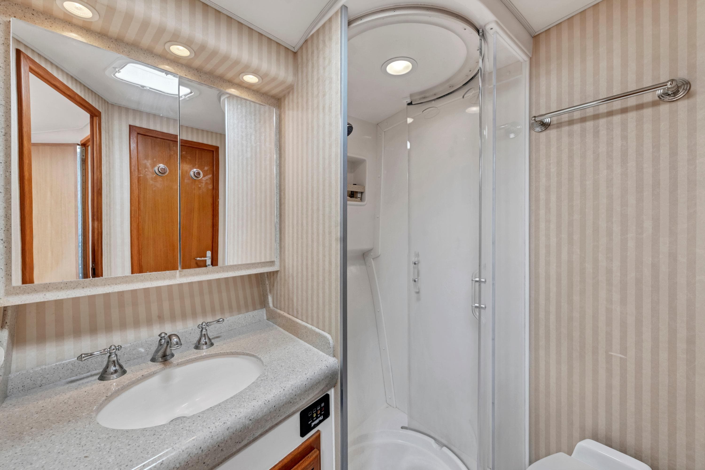 Thumbnail 30 - detail