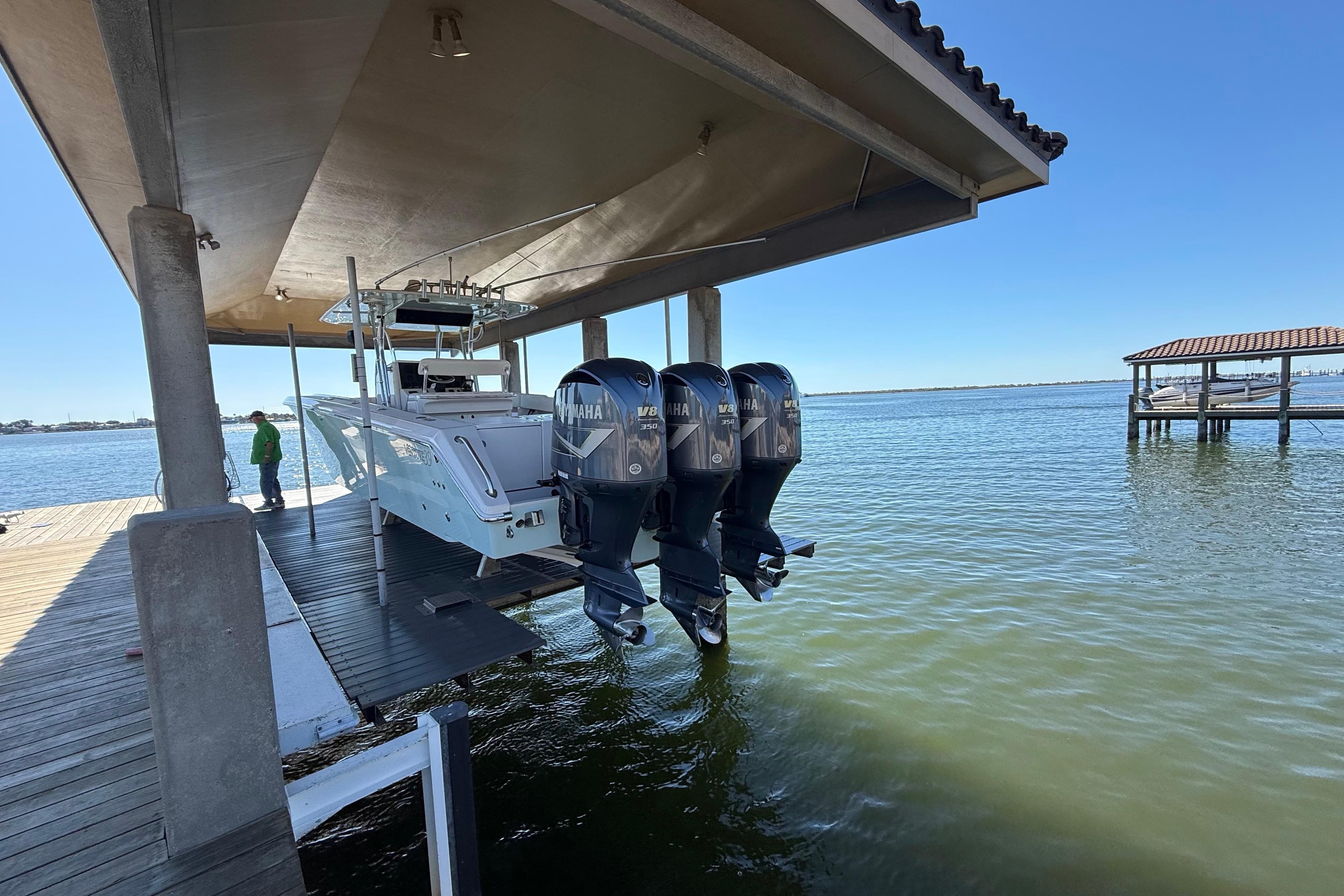 Thumbnail 6 - interior