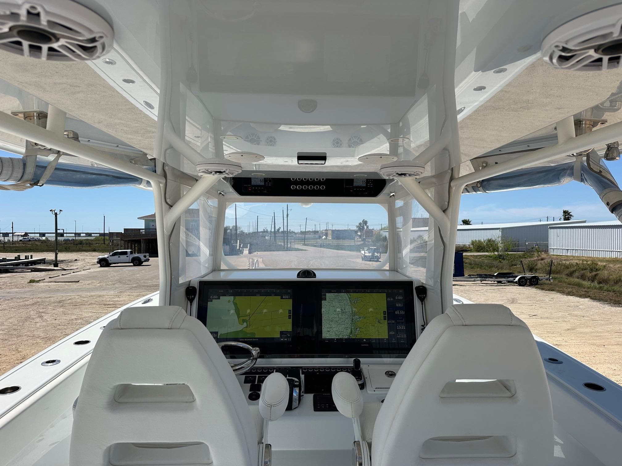 Thumbnail 6 - interior