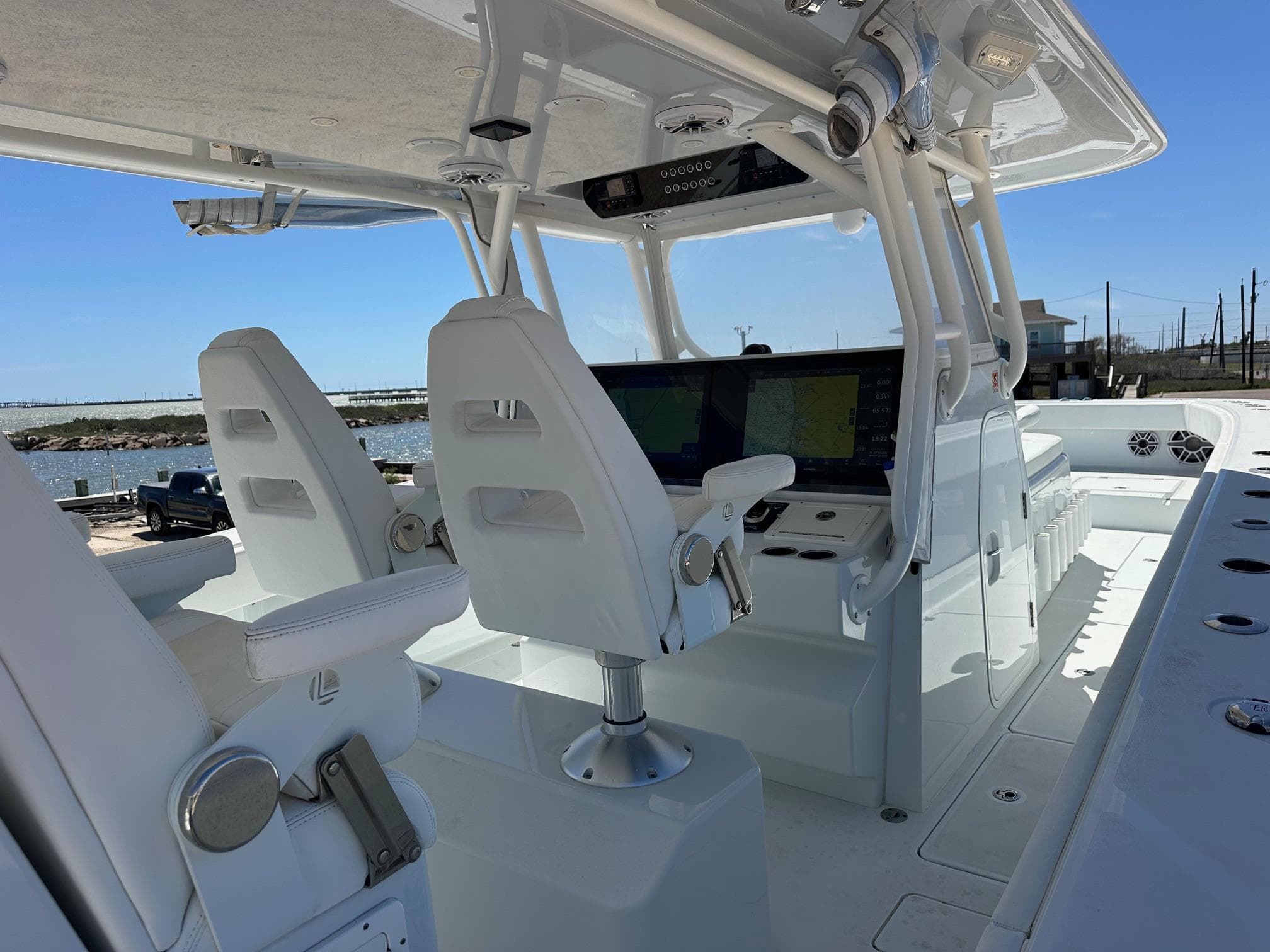 Thumbnail 7 - detail