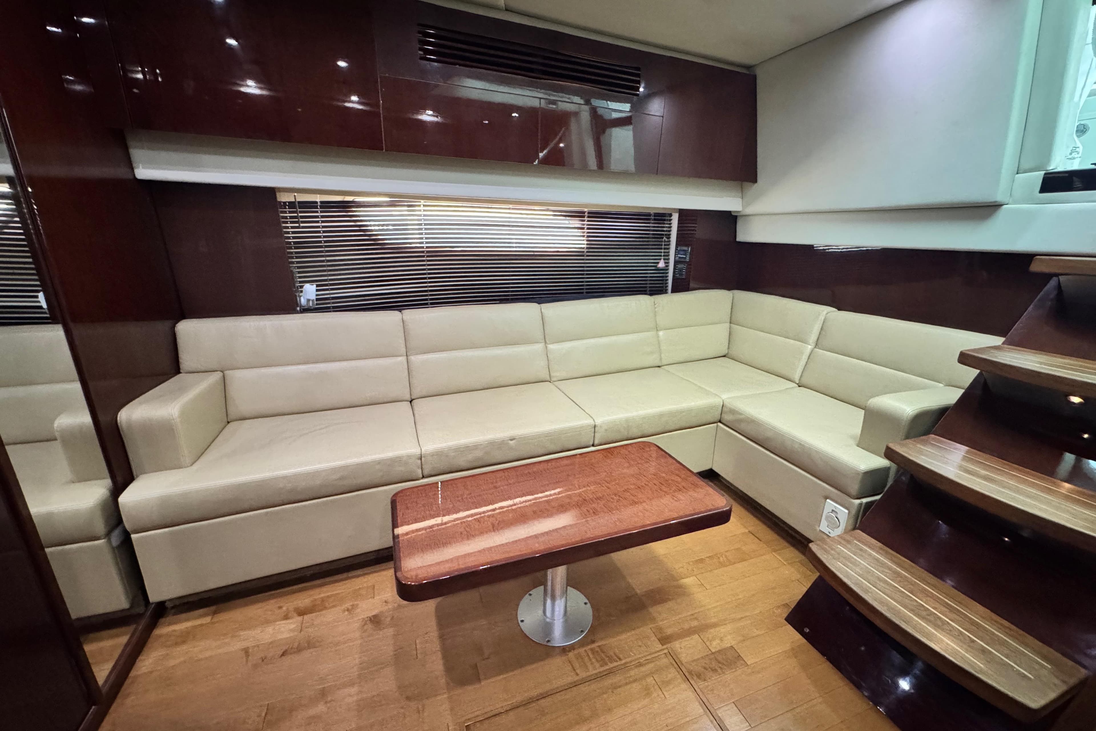 Thumbnail 19 - detail