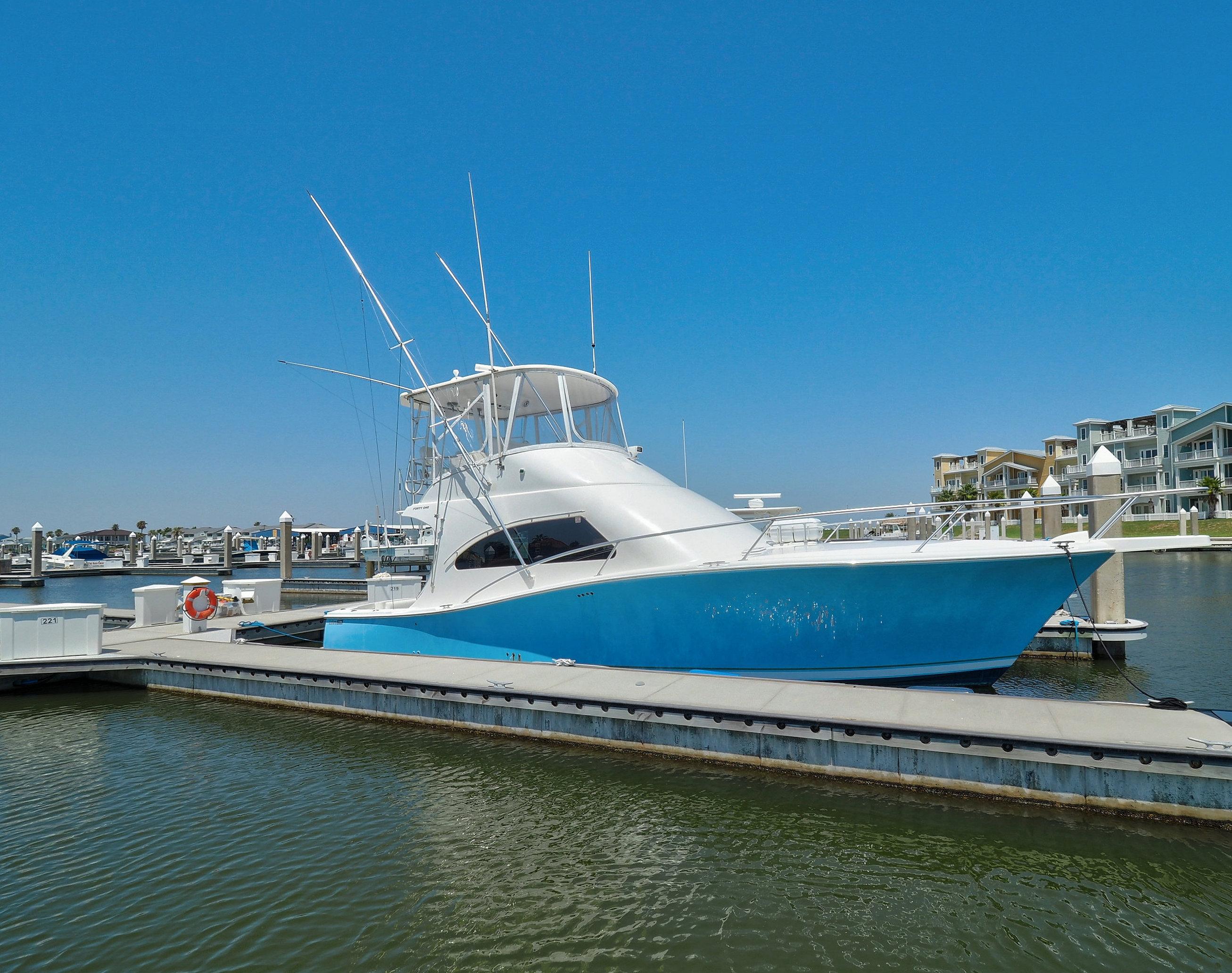 41' Luhrs 2005 - Image 1